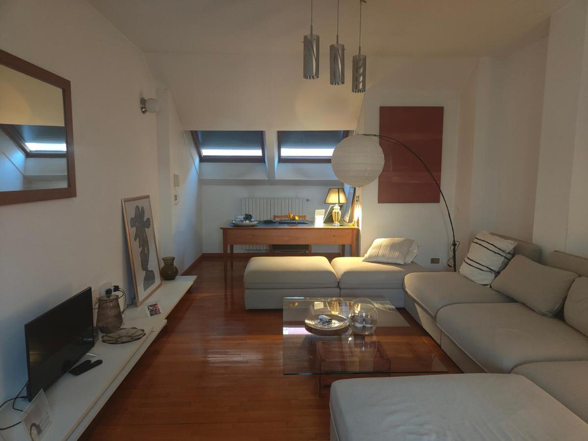 דירות Grande Apartamento, Centro Di אסטי מראה חיצוני תמונה